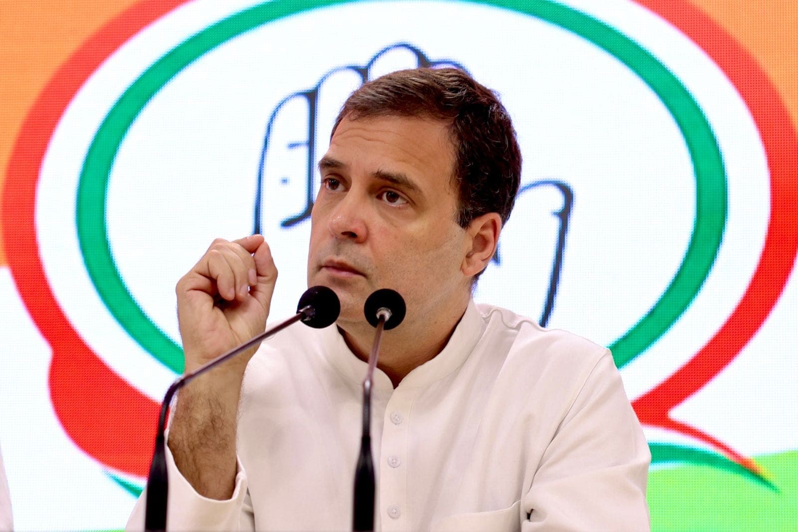 Lakhimpur Kheri: 'किसानों को कुचला गया, मंत्री पर कार्रवाई नहीं', लखीमपुर जाने से पहले राहुल गांधी का अटैक