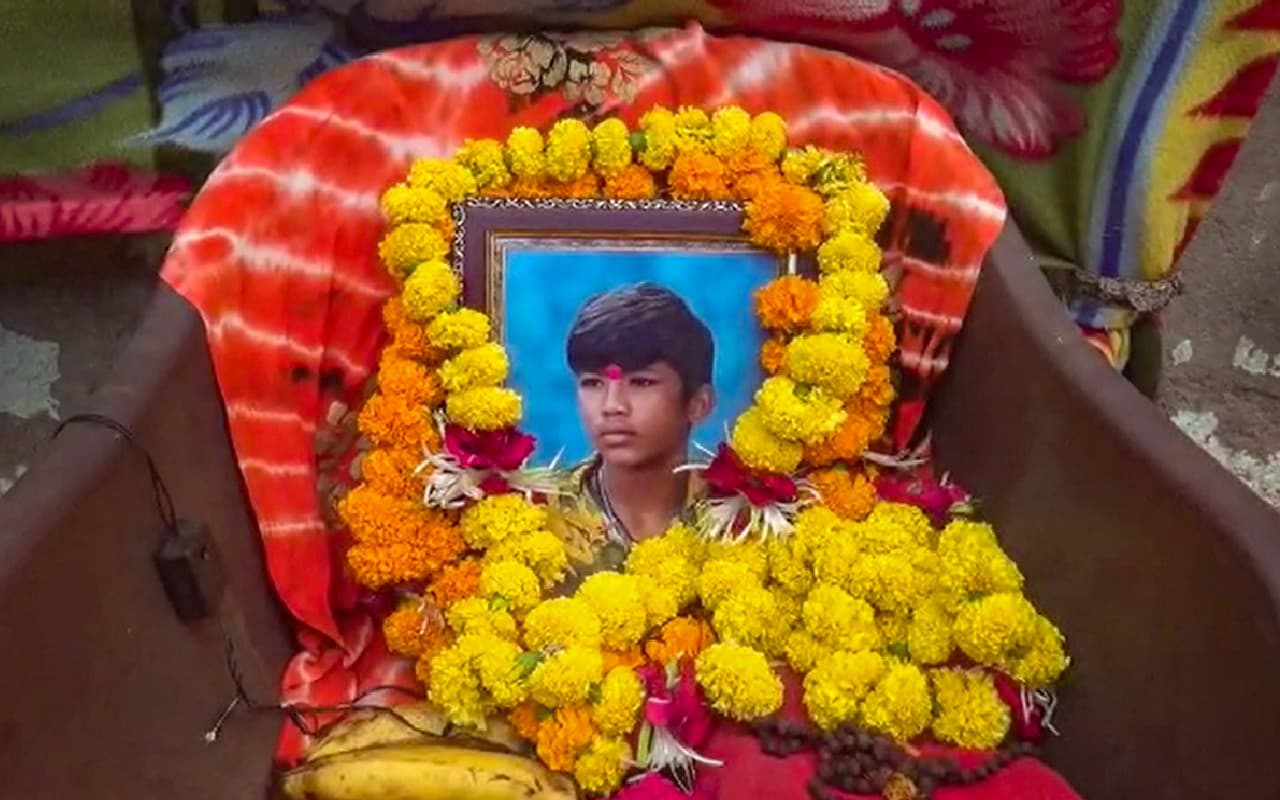 'छेलो शो' के चाइल्ड कलाकार राहुल कोली का निधन, पिता का छलका दर्द