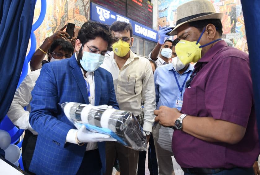 रेलवे की नयी पहल, पटना जंक्शन पर 250रु. में खरीद सकेंगे चादर, मास्क, कंबल व तकिया