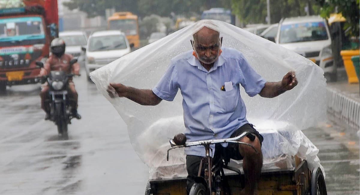Weather Forecast : बंगाल की खाड़ी में चक्रवातीय क्षेत्र, इन राज्यों में होगी भारी बारिश