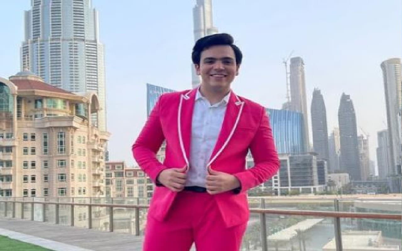 Tarak Mehta Ka Ooltah Chashmah:दुबई में इस शख्स संग छुट्टियां मना रहे हैं टप्पू, राज अनादकट की फोटो वायरल