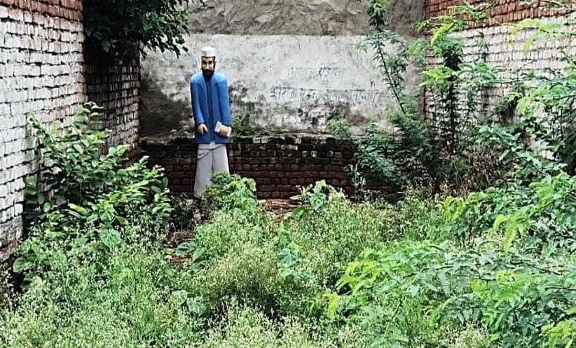 Exclusive: अलीगढ़ में राजा महेंद्र प्रताप के नाम से यूनिवर्सिटी, हाथरस में राजा की प्रतिमा की बेकदरी