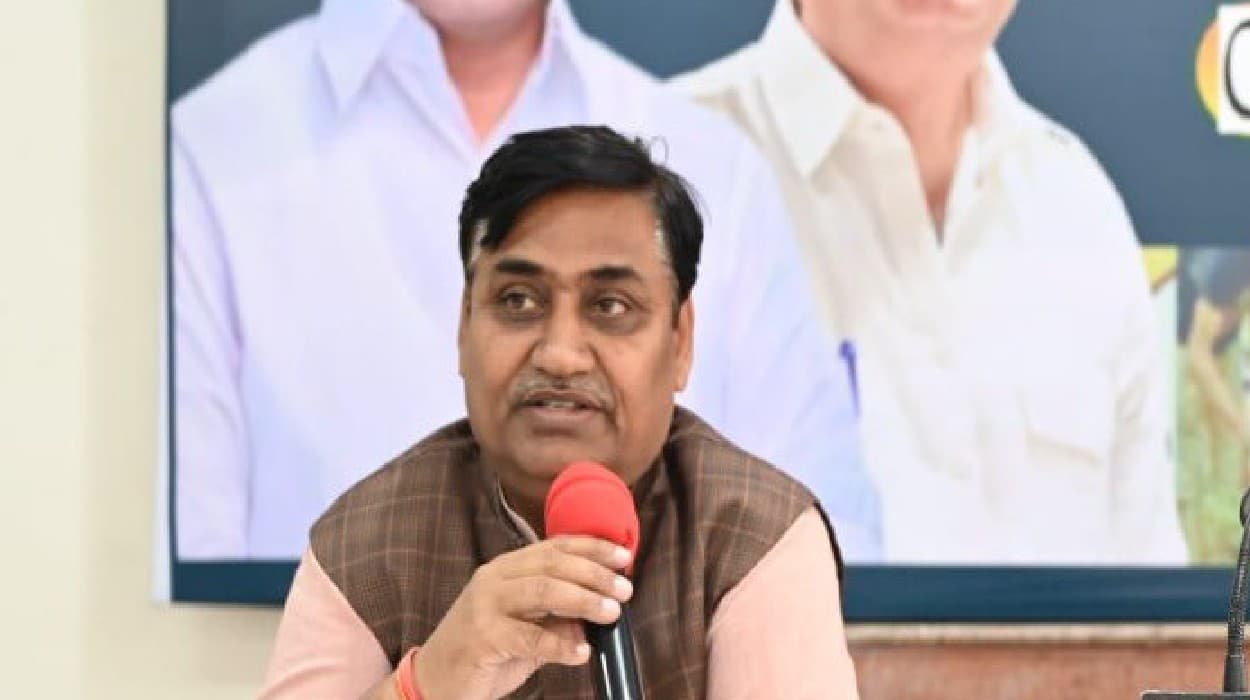 Rajasthan News: कांग्रेस की रैली में कोरोना वैक्सीन की डबल डोज वालों को ही मिलेगी एंट्री, नहीं तो...