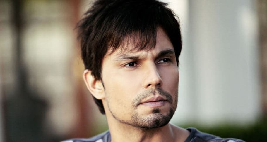 एक्टर रणदीप हुड्डा के अस्पताल में भर्ती होने की खबर, बड़ी सर्जरी कराने की बात आई सामने