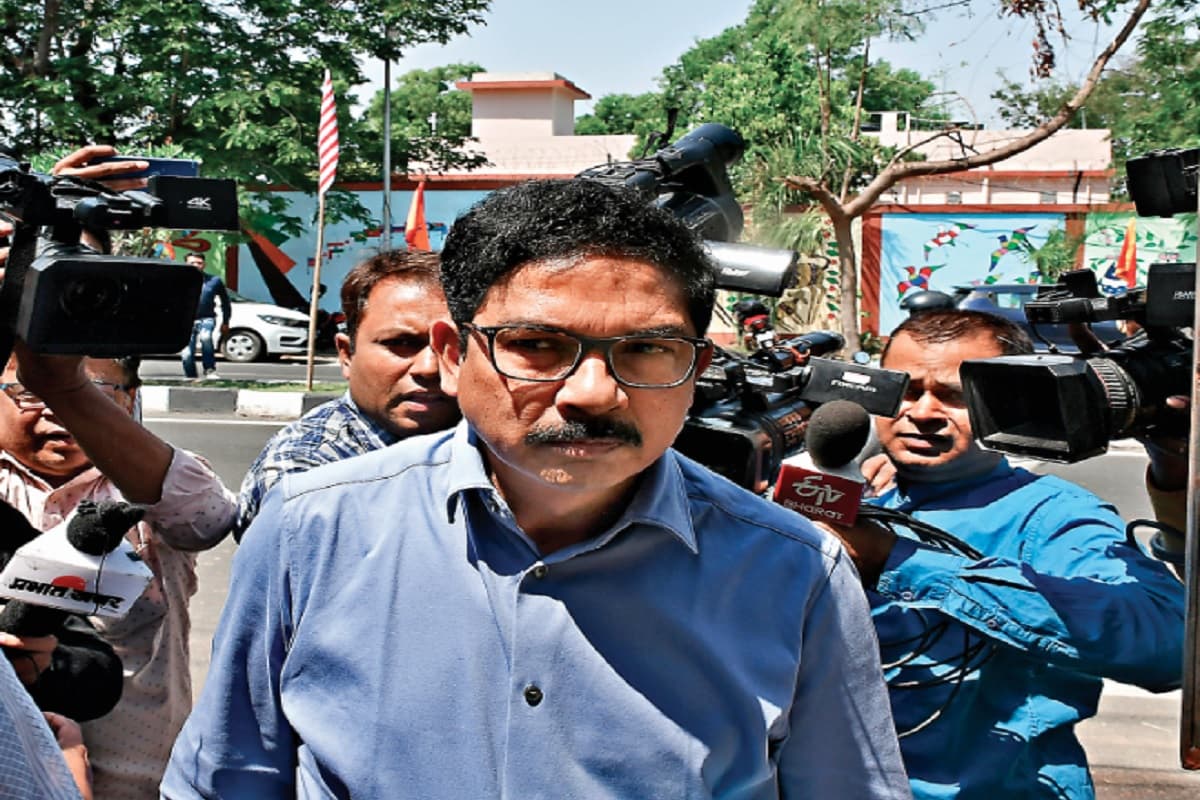 झारखंड: आईएएस राजीव अरुण एक्का मामले में आयोग ने बाबूलाल मरांडी से मांगा वायरल वीडियो से संबंधित साक्ष्य