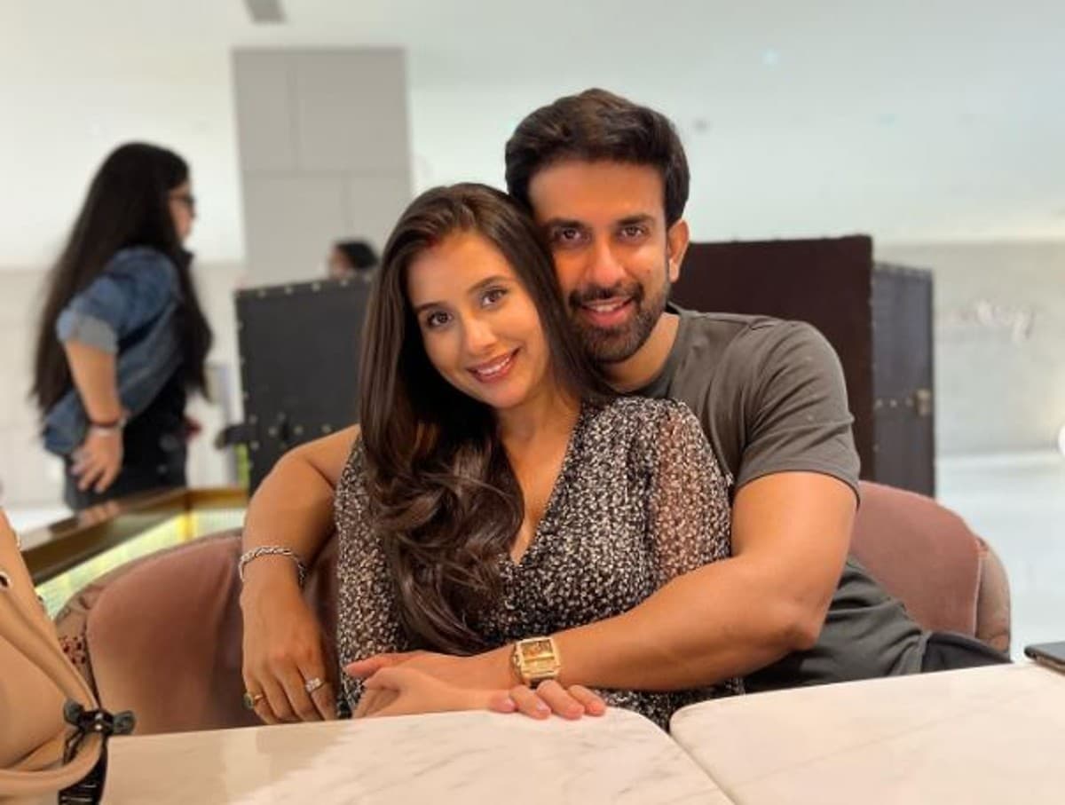 करण मेहरा संग रिलेशनशिप में थी चारु असोपा, सुष्मिता सेन के भाई राजीव का सनसनीखेज खुलासा