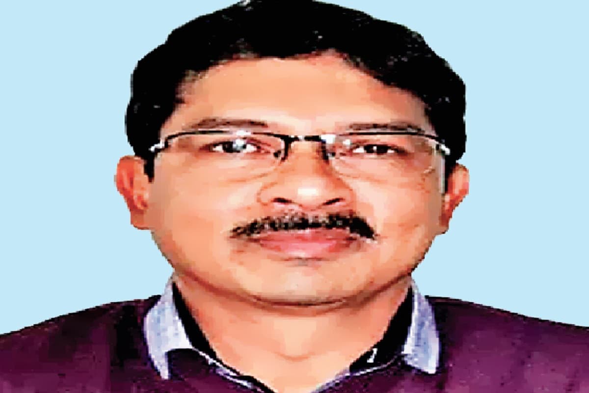 विशाल चौधरी की पत्नी ने काली कमाई का हिस्सा दिया, IAS राजीव अरुण एक्का बोले- कर्ज में दोस्त से लिया पैसा