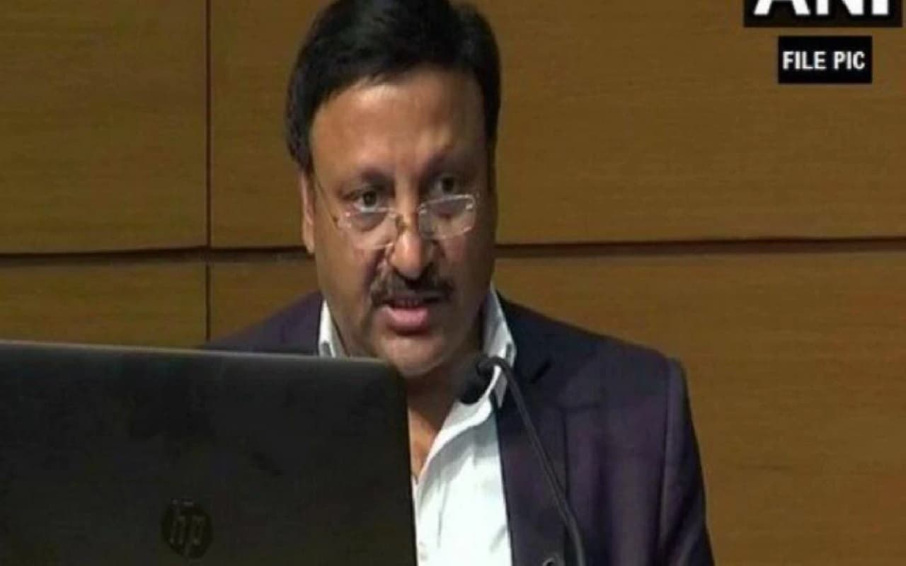 ‘हम किसी के इशारे पर काम नहीं करते’, कांग्रेस के मैच फिक्सिंग के आरोपों पर EC की तीखी प्रतिक्रिया