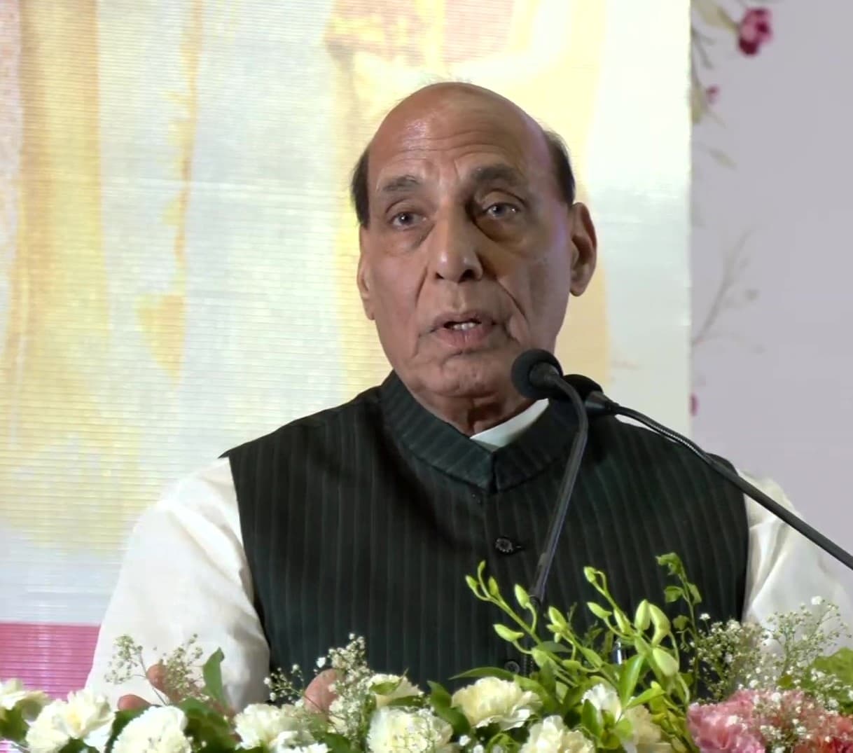 Defense: युद्ध के बदलते तरीके से निपटने के लिए आधुनिक तकनीक का विकास जरूरी