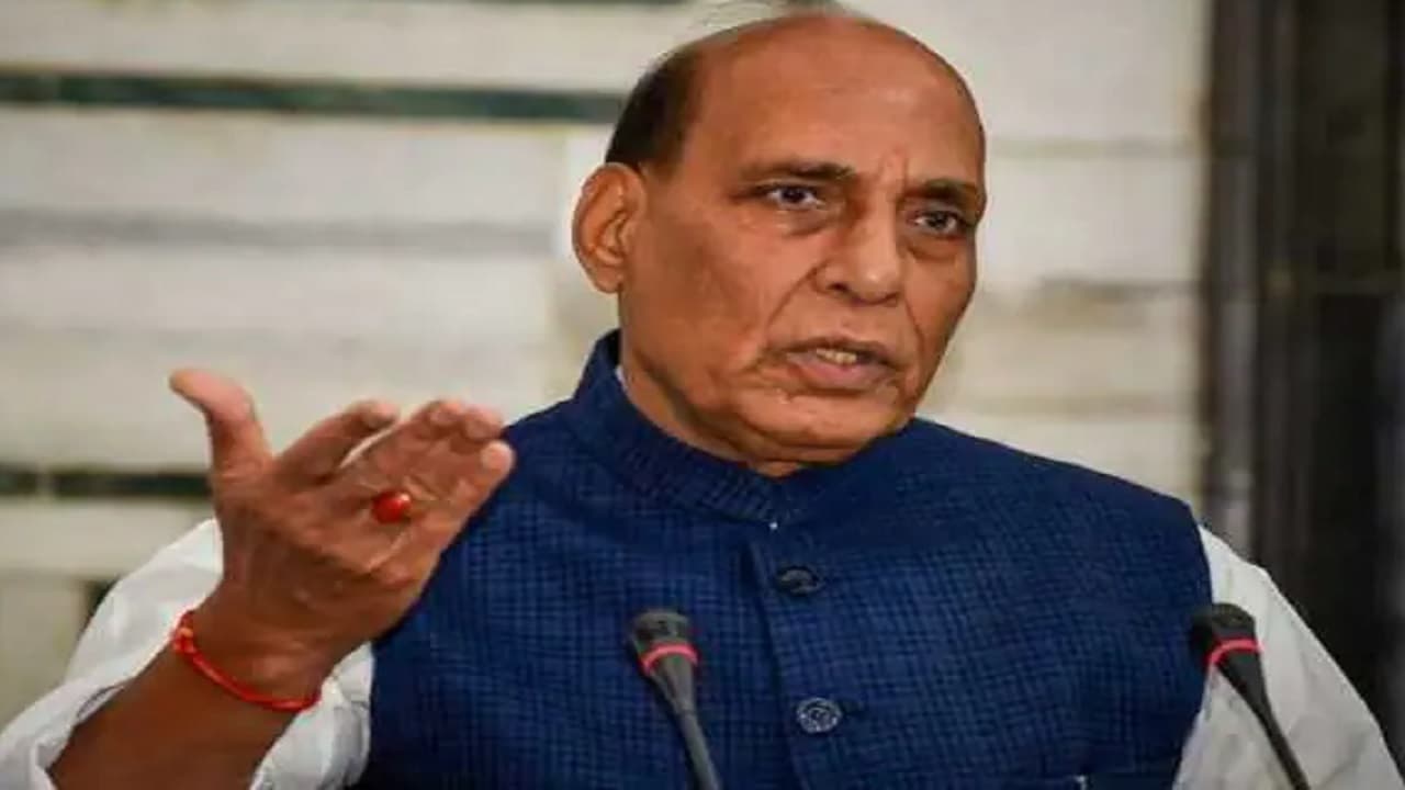 राजनाथ सिंह का पाकिस्तान पर निशाना, बोले- सीमा पार भी आतंकवादियों को मार गिराने में भारत सक्षम