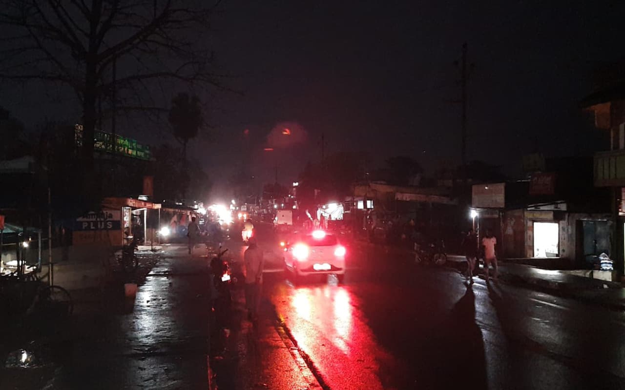 Jharkhand Weather News: दोपहर बाद मौसम का बदला मिजाज, रामगढ़ के गोला में वज्रपात से एक व्यक्ति की मौत