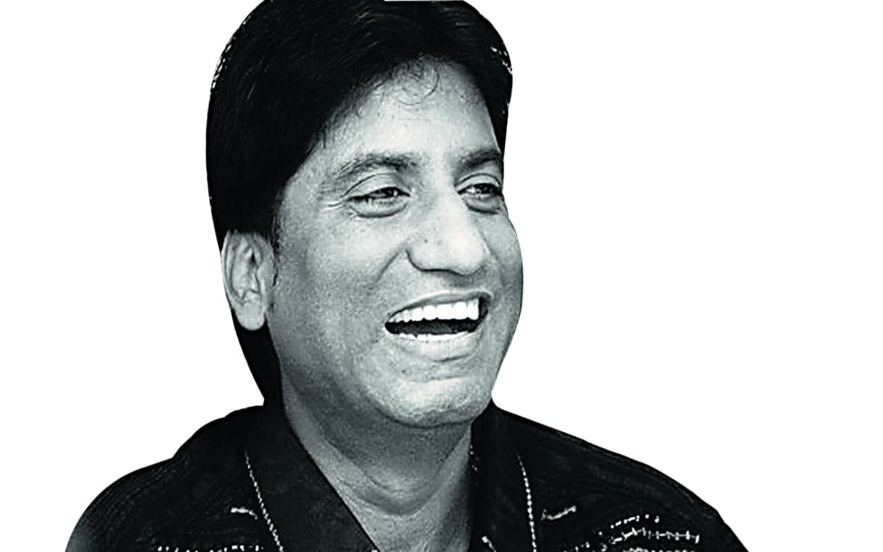 Raju Srivastava Funeral: पंचतत्व में विलीन हुए राजू श्रीवास्तव, फूट-फूटकर रोते दिखे फैंस