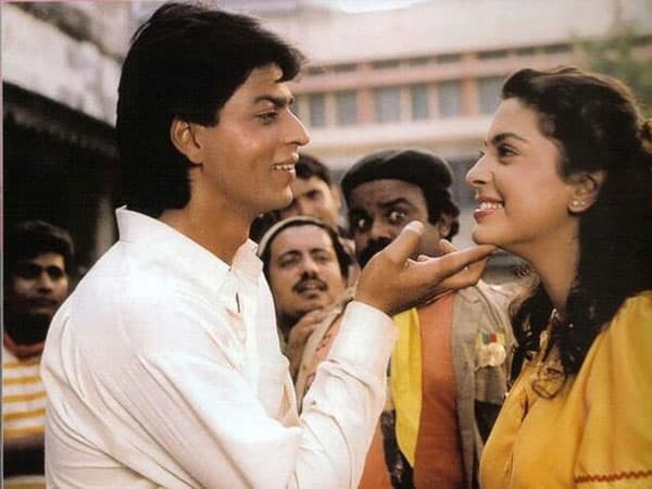Shah Rukh Khan की ये फिल्म थी Raj Kapoor की क्लासिक हिट से इंस्पायर, पहली बार साथ नजर आई थी Juhi Chawla और किंग खान की जोड़ी