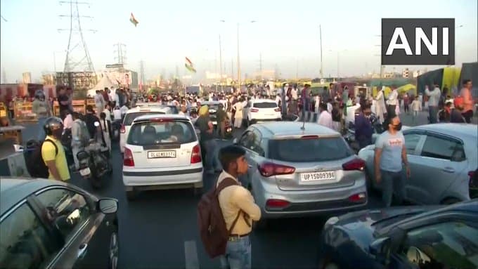 किसान नेता राकेश टिकैत पर हमला, एनएच 9 जाम, पुलिस ने दी जानकारी