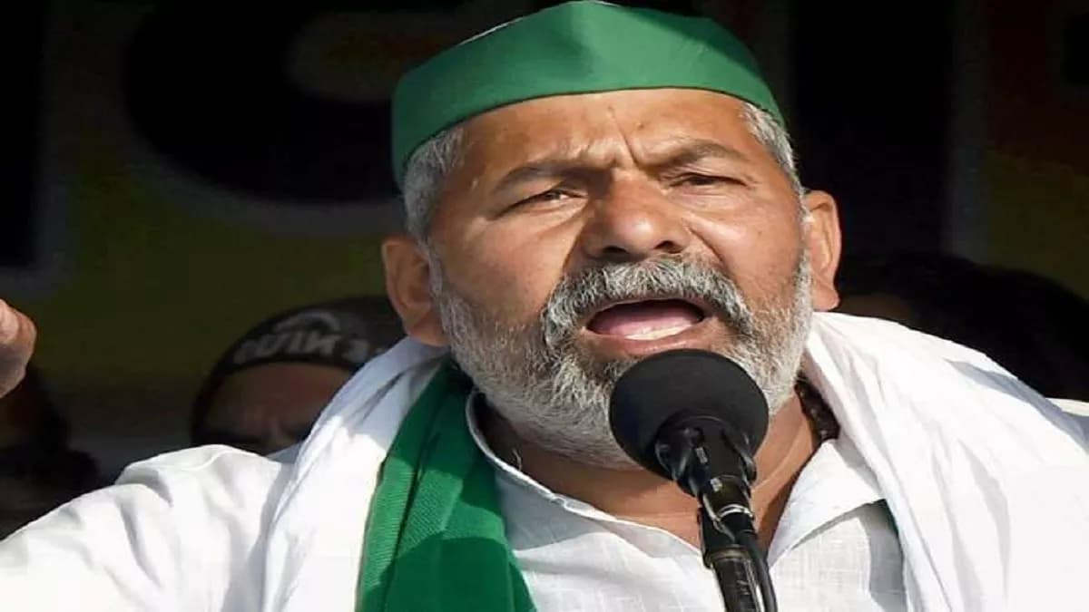Farmers Protest: राकेश टिकैत के नेतृत्व में किसानों ने निकाला ट्रैक्टर मार्च, सरकार को दी चेतावनी