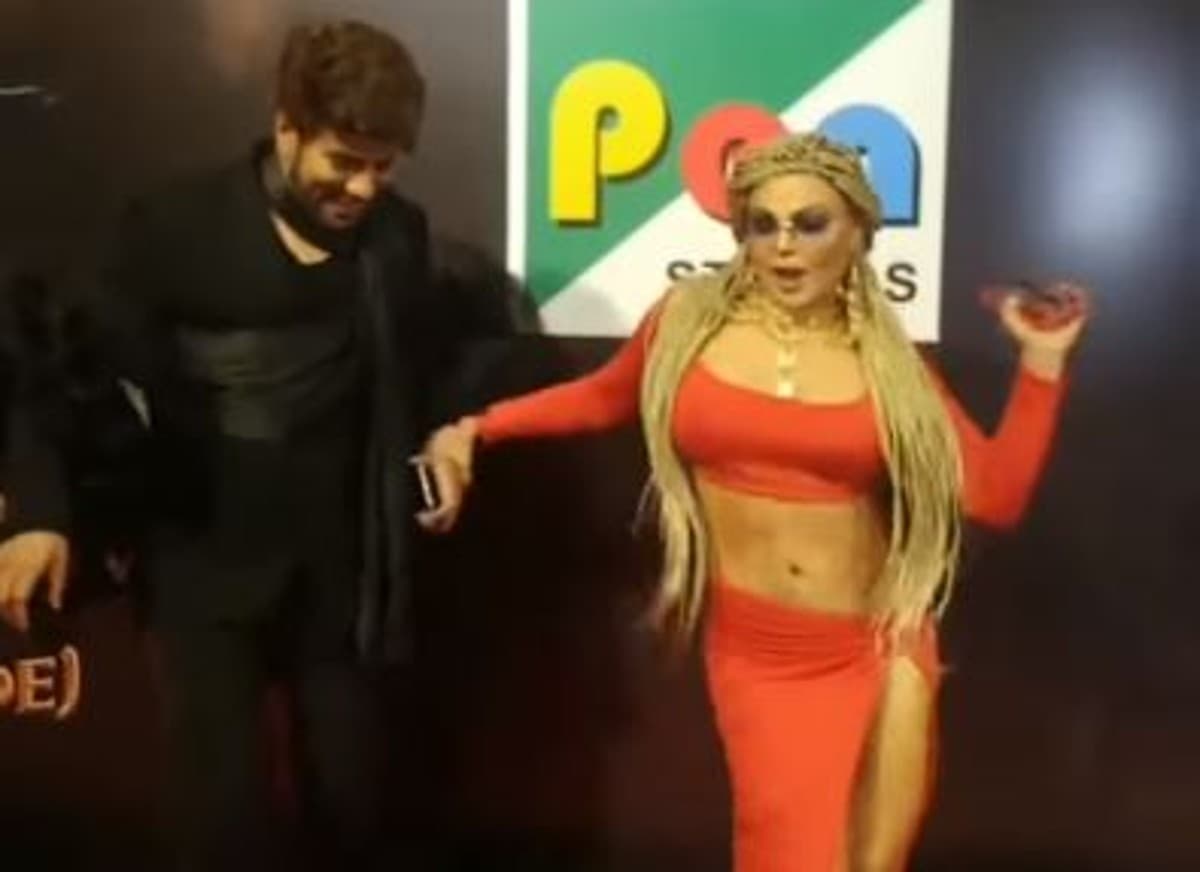 RRR के सक्सेस पार्टी में राखी सांवत का डांस देख फैंस हुए हैरान,हाई स्लिट ड्रेस में नाचो-नाचो पर किया डांस