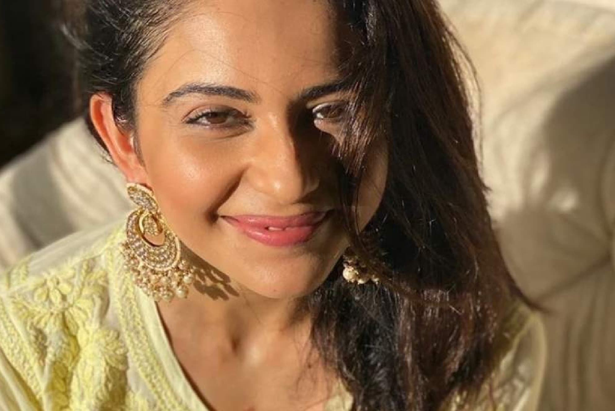 Bollywood Drugs Case : हाई कोर्ट ने अभिनेत्री रकुल प्रीत की शिकायत पर चैनलों पर की गयी कार्रवाई की रिपोर्ट मांगी