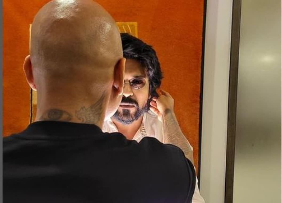 Ram Charan New Look: रामचरण के नए लुक ने फैंस को किया इंप्रेस, फैंस बोले- किया ये RC 15 के लिए तो नहीं...