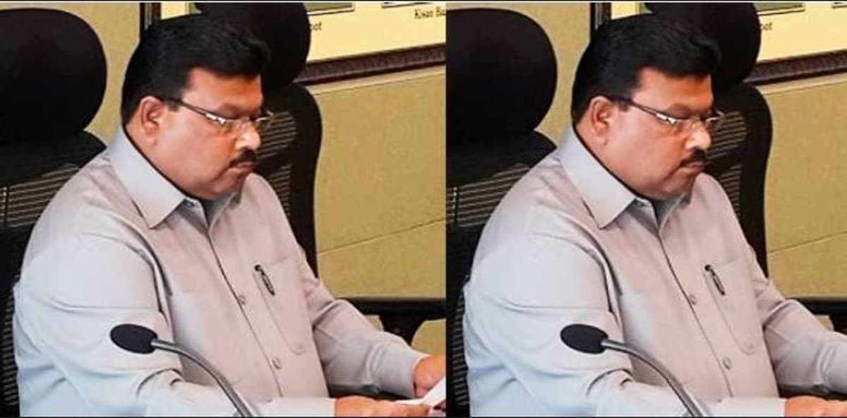 आय से अधिक संपत्ति मामले में IAS रामविलास यादव गिरफ्तार, उत्तराखंड उच्च न्यायालय में दायर की थी याचिका