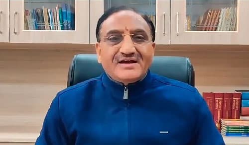 CBSE Board Exam 2021: इस साल फरवरी 2021 के बाद ही होंगे सीबीएसई 10वीं-12वीं के एग्जाम, जानिए शिक्षा मंत्री निशंक ने डेट शीट को लेकर क्या की घोषणा