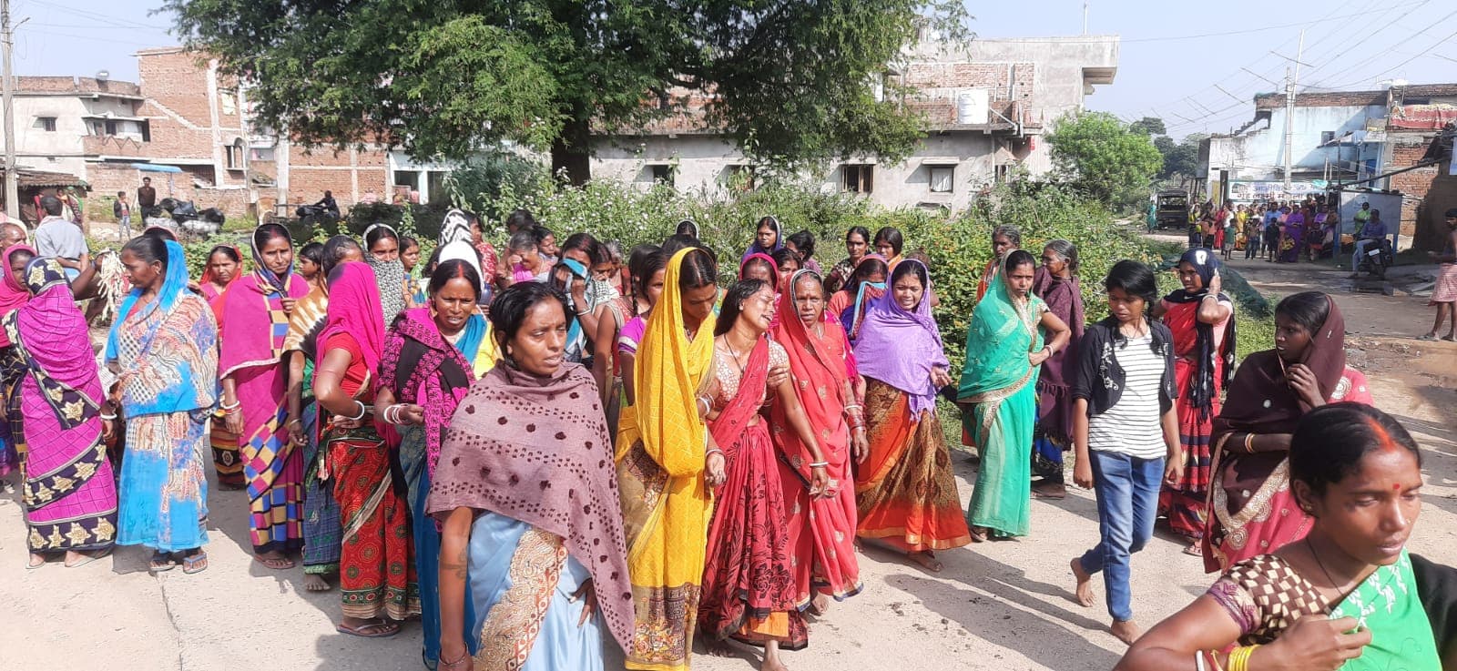 Jharkhand News : झारखंड में प्रेमी ने युवती को जलाया जिंदा, मृतका के पिता ने लगाया ये गंभीर आरोप