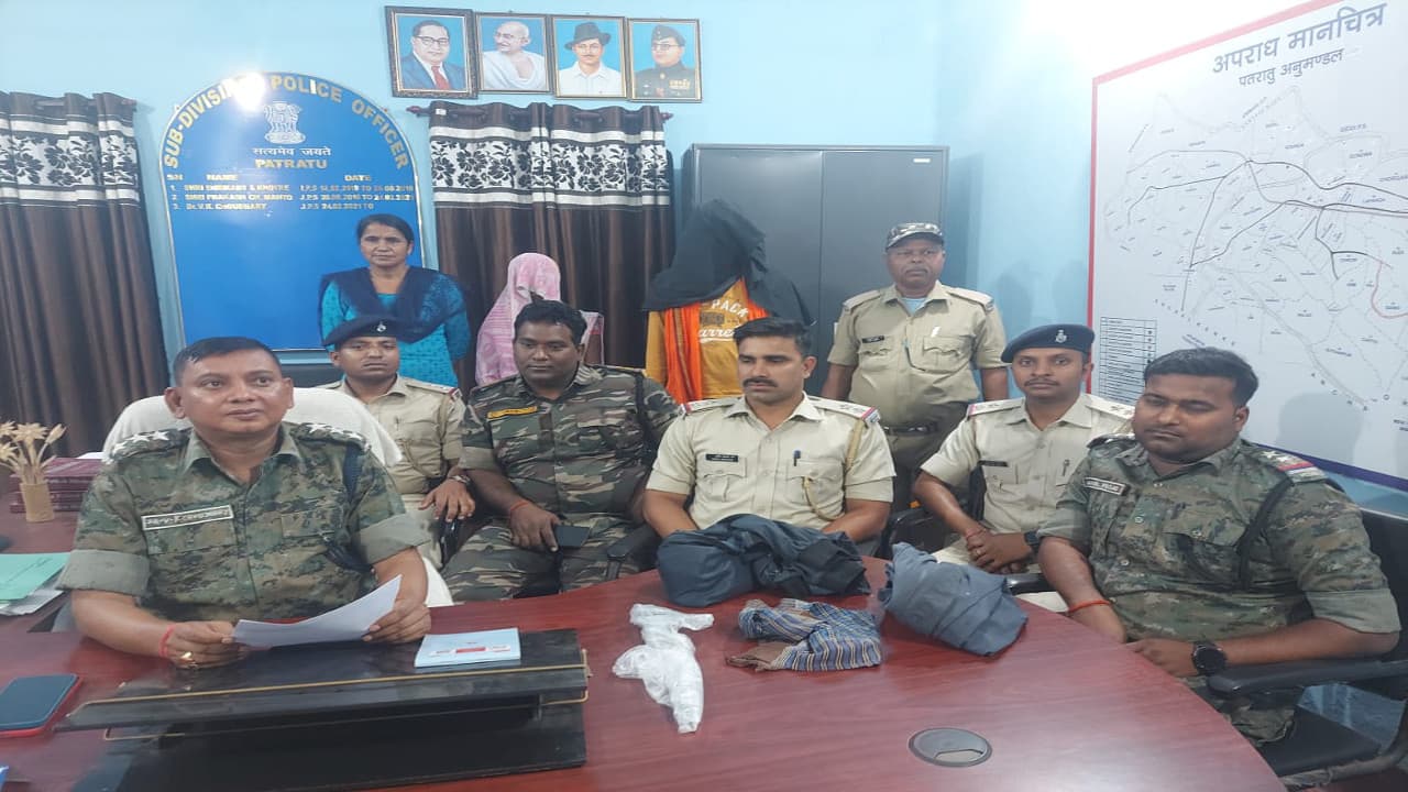 रामगढ़ के पतरातू में प्रेमी संग मिलकर पत्नी ने पति की हत्या की, पुलिस ने दोनों को किया गिरफ्तार