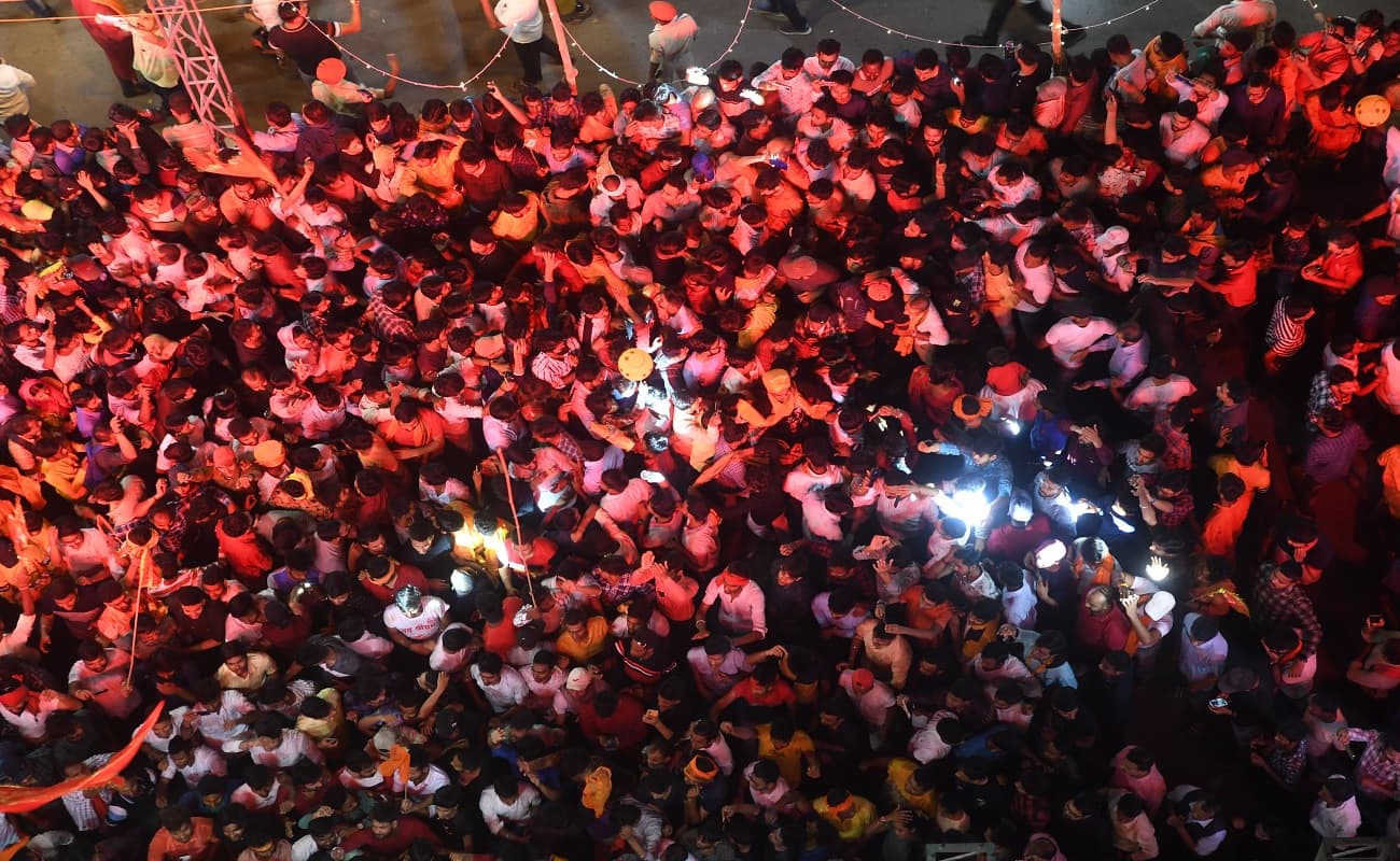 ‘एक ही नारा एक ही नाम, जयश्री राम जयश्री राम..’ पर थिरके पटना के युवा, झांकी देखने के लिए उमड़ी भक्तों की भीड़