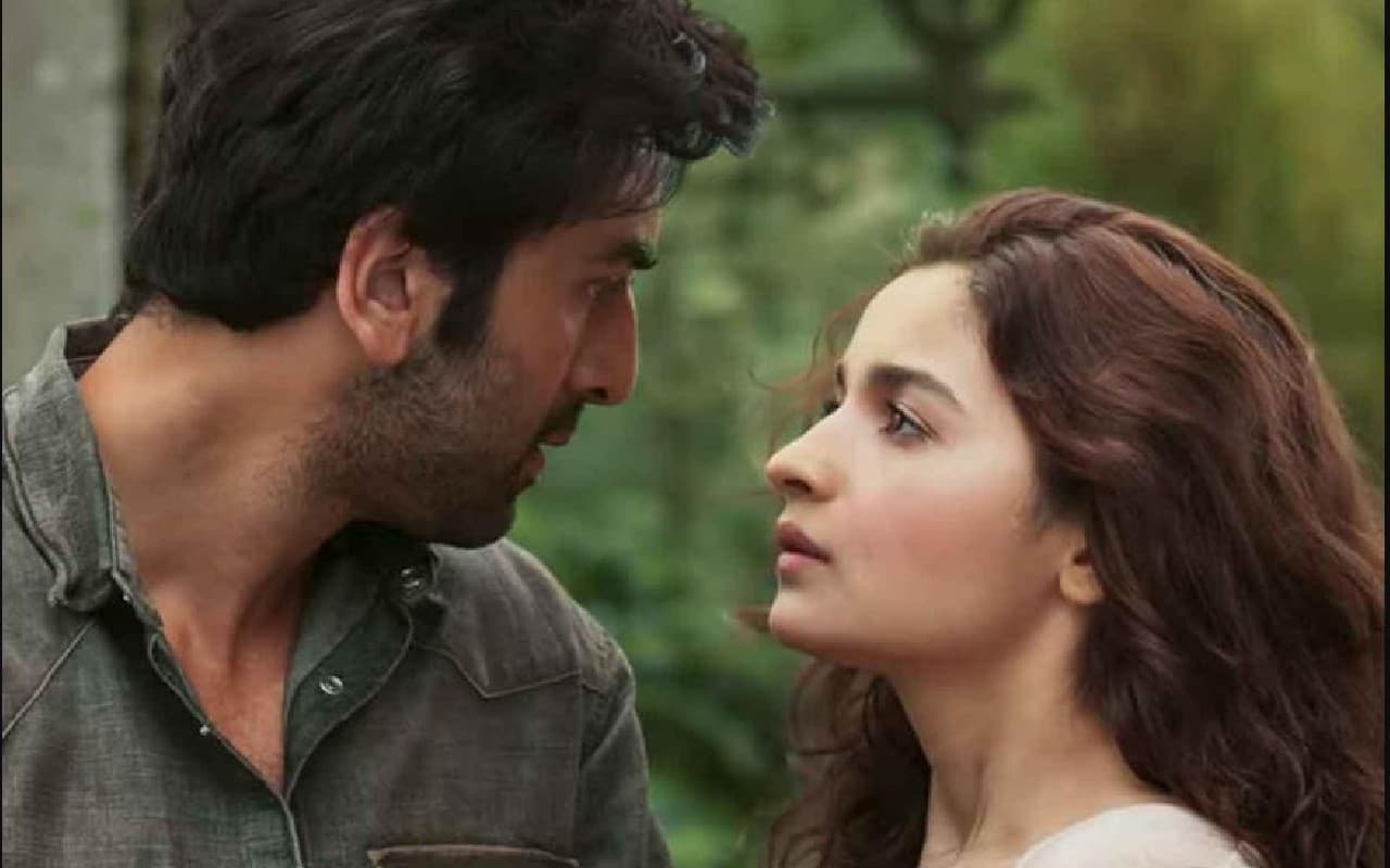 रणबीर कपूर की तरह कोई भी सेलिब्रिटी हमारे धर्म पर टिप्पणी करता है तो इसका विरोध करेंगे: बजरंग दल