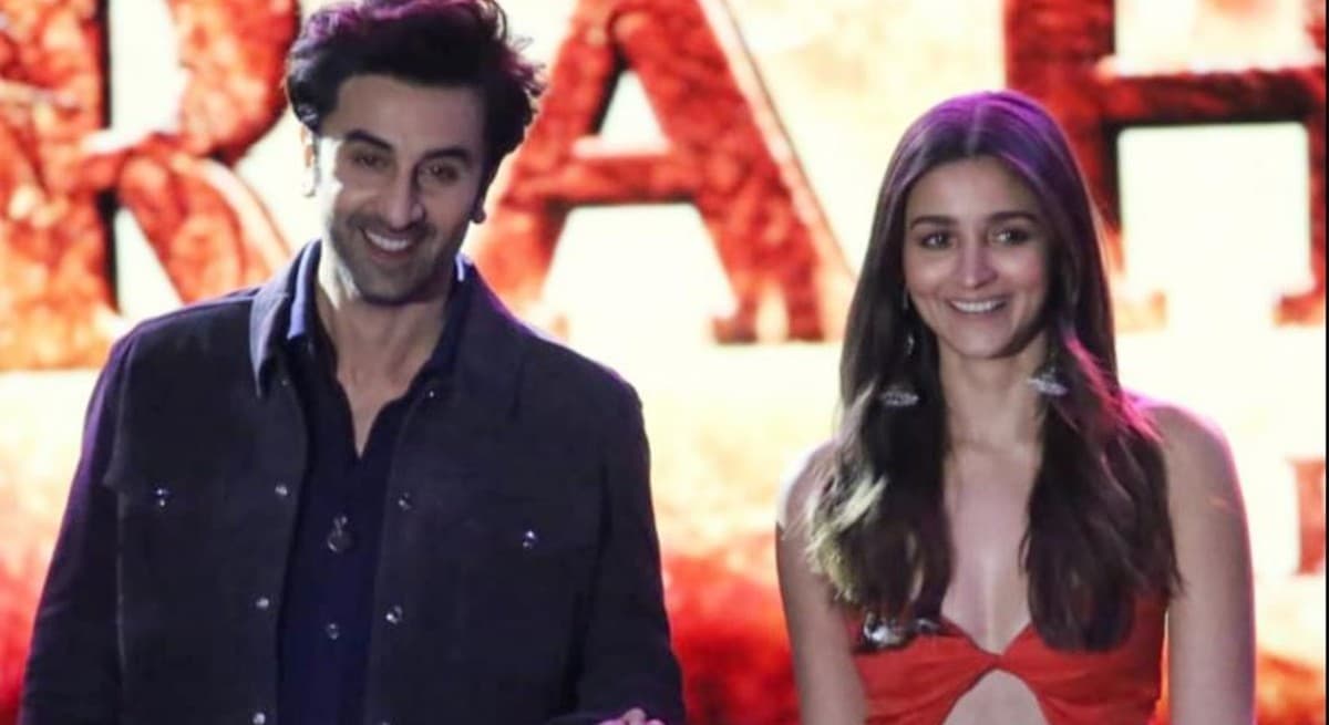 रणबीर कपूर और आलिया भट्ट के नये घर में होगा एक स्पेशल रूम, ऋषि कपूर से है इसका कनेक्शन