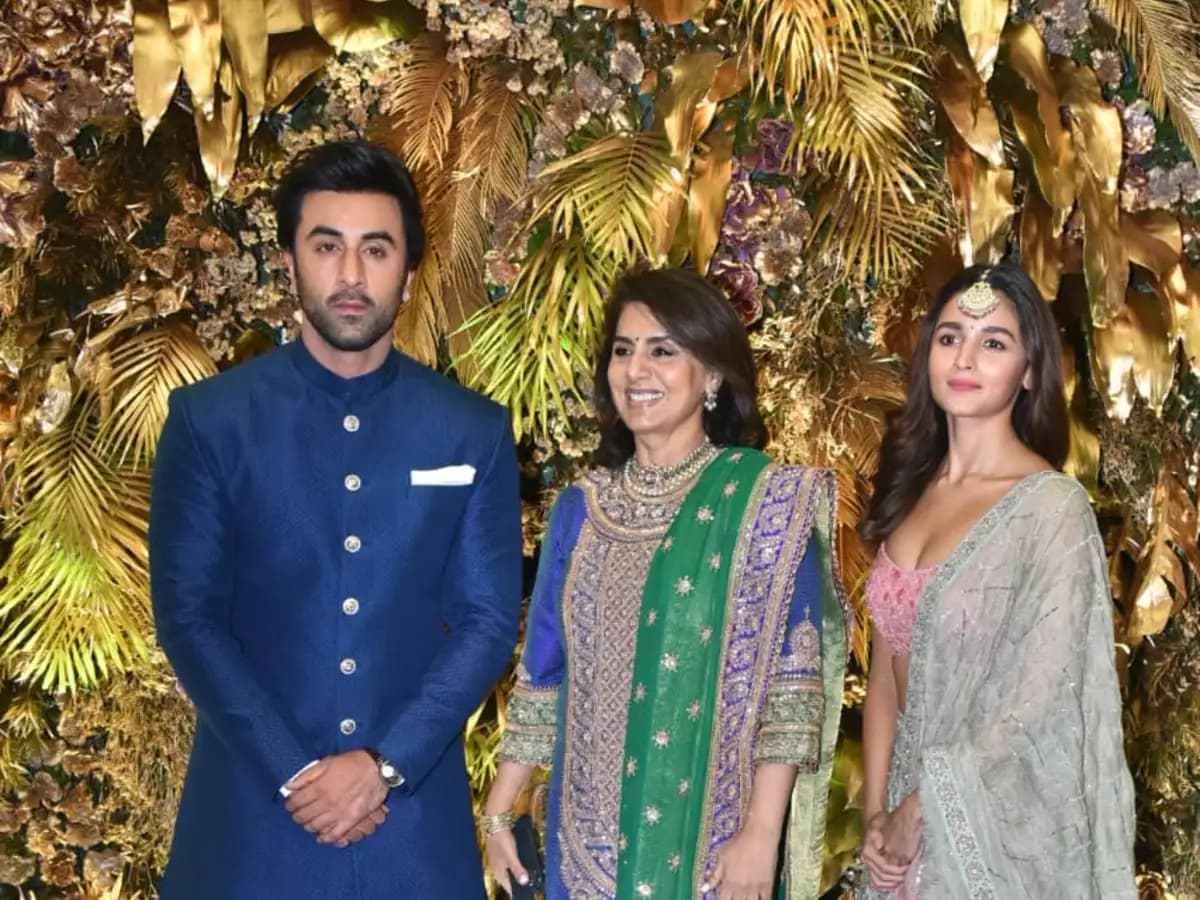 Alia Bhatt Ranbir Kapoor Wedding: रणबीर और आलिया बहुत अच्छे कपल साबित होंगे- नीतू कपूर Alia Bhatt Ranbir Kapoor Wedding: रणबीर और आलिया बहुत अच्छे कपल साबित होंगे- नीतू कपूर