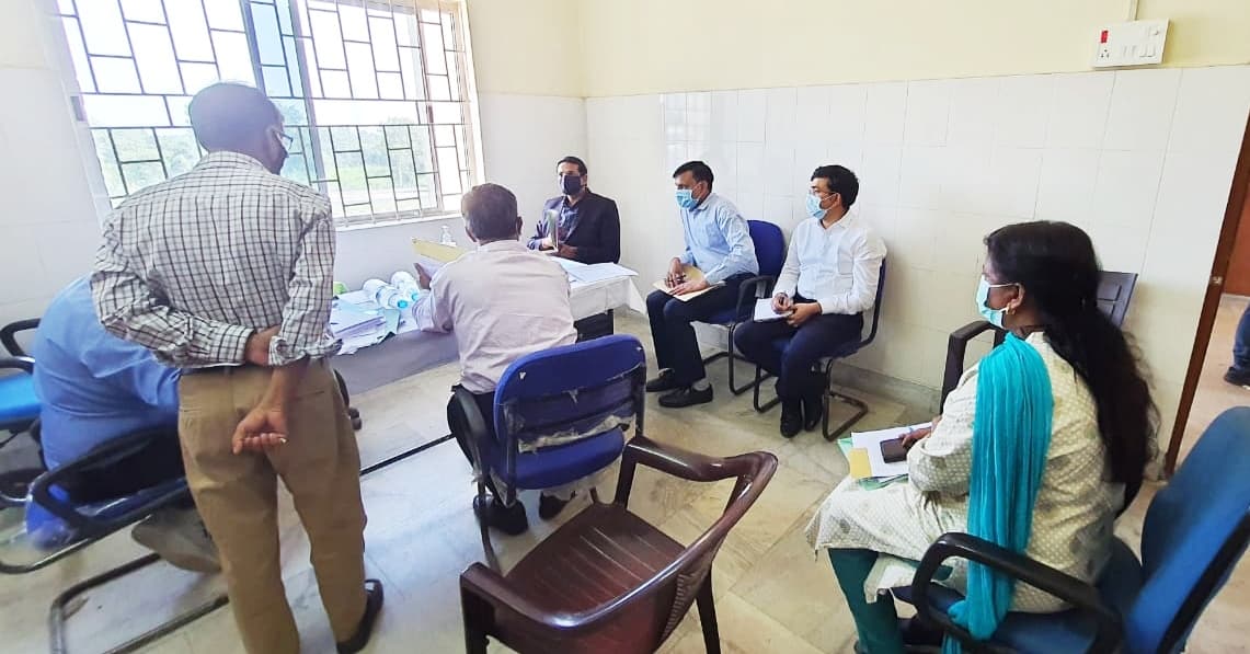 Jharkhand News : रांची डीसी छवि रंजन ने पीएसए प्लांट का लिया जायजा, अनुपस्थित टेक्नीशियन पर होगी कार्रवाई