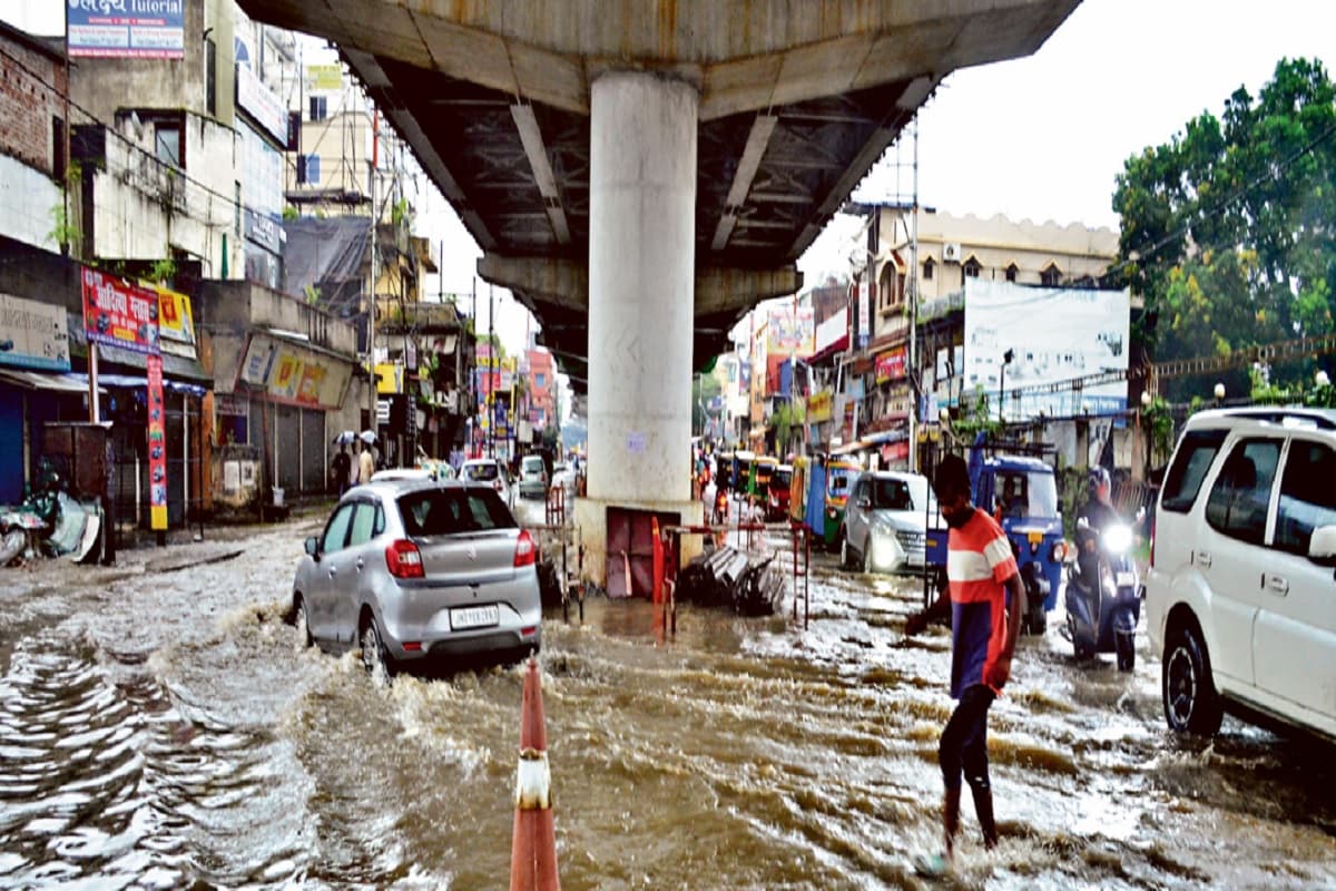 झारखंड में झमाझम बारिश से रांची के डैमों का जलस्तर बढ़ा, कई घरों में घुसा पानी, देखें तस्वीरें