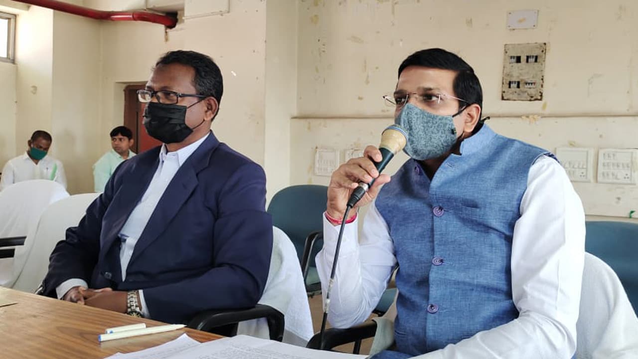 रास्ता विवाद को लेकर 8 घंटे जाम रहा रांची का हिनू चौक, DC-SSP के आने के बाद हटा जाम