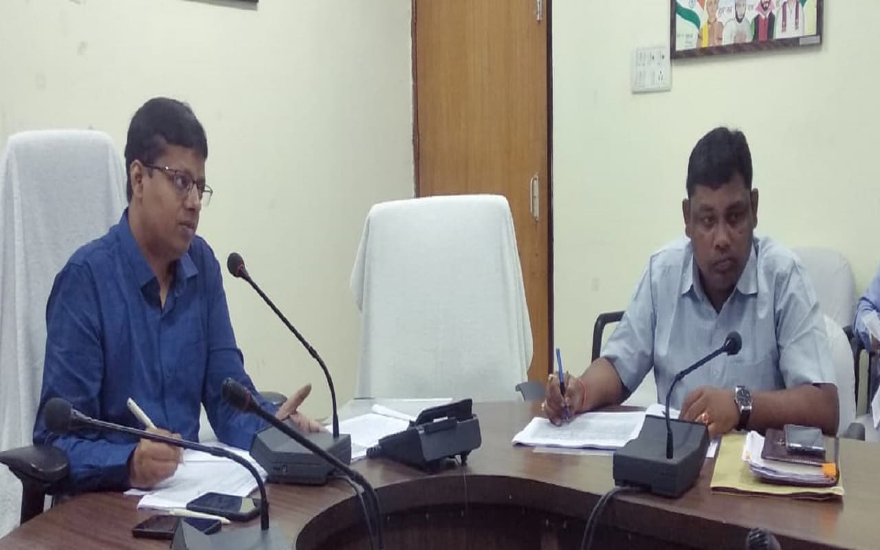 रांची आपदा प्रबंधन प्राधिकार की बैठक, कोरोना से मृत 69 व्यक्तियों के आश्रितों को मिलेगा 50-50 हजार मुआवजा