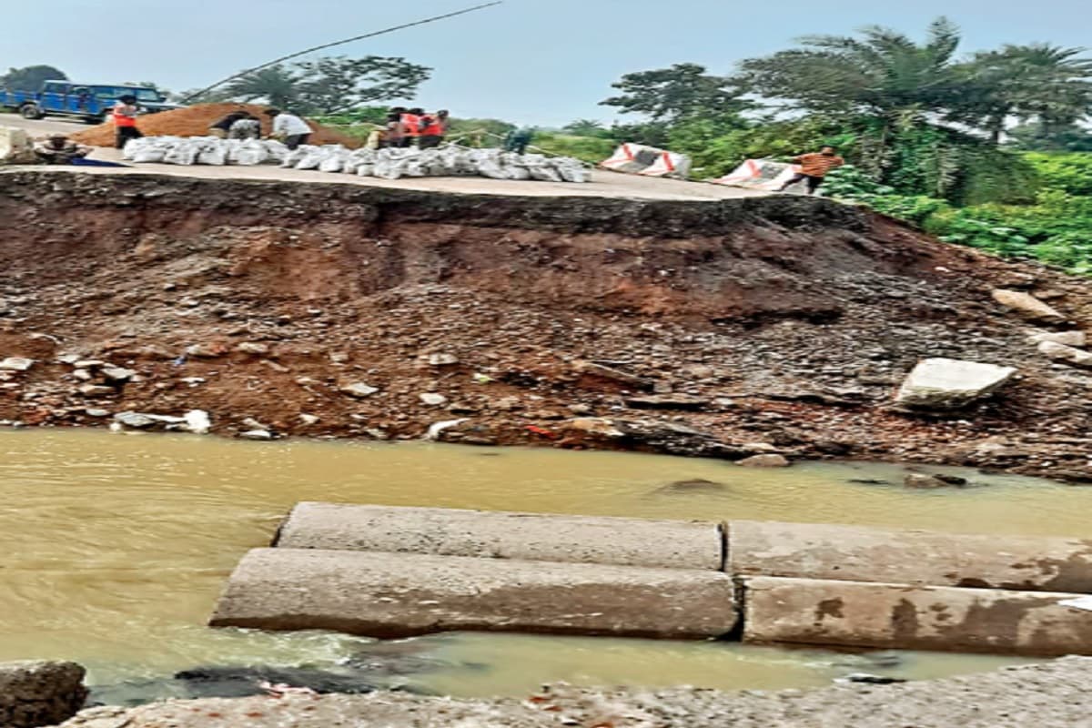 रांची-कुड़ू मार्ग पर आज शाम से शुरू हो सकता है आवागमन, NHAI को 24 घंटे में काम पूरा करने का है निर्देश