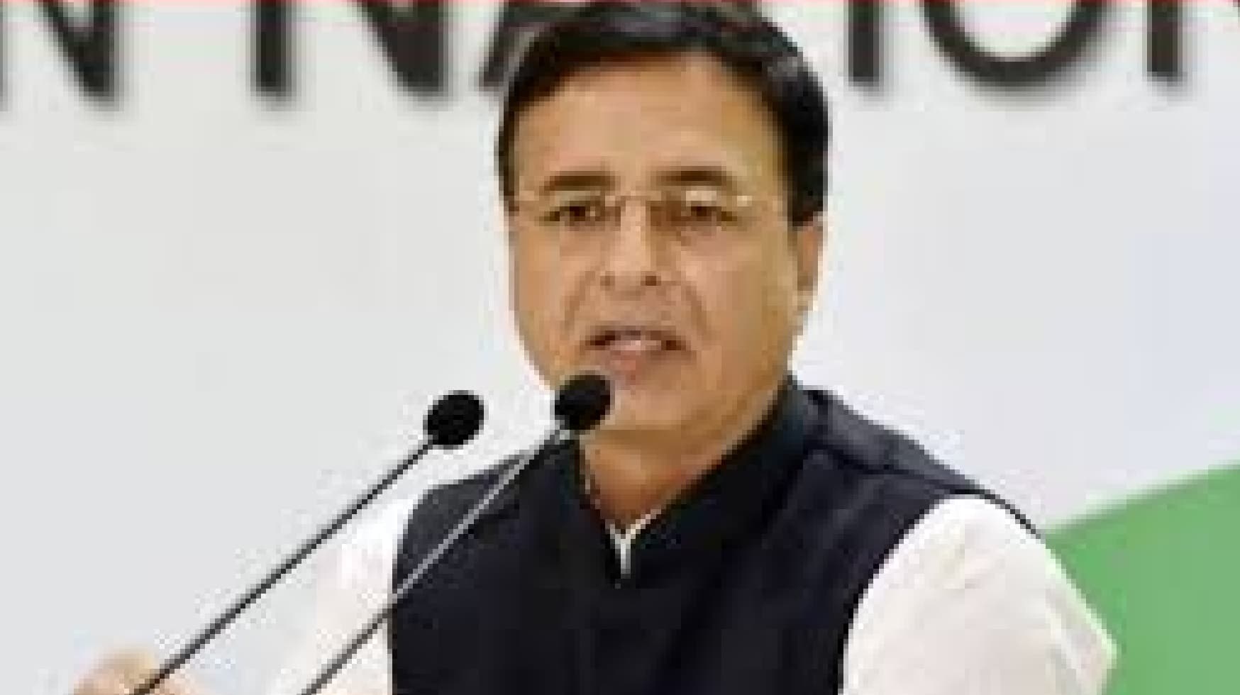 देश पर पिछले सात वर्षों से यूजलेस और माइंडलेस मोदी सरकार का शासन, कांग्रेस प्रवक्ता  रणदीप सुरजेवाला ने की तीखी टिप्पणी