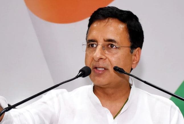 UP Election 2022: कांग्रेस का महंगाई पर वार, सुरजेवाला बोले- प्रति हेक्टेयर 30 हजार ज्यादा दे रहा किसान