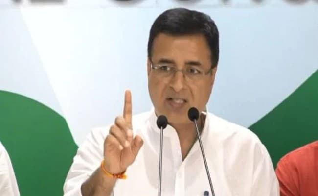 प्रवासी मजदूरों की दशा को लेकर कांग्रेस के नेता रणदीप सुरजेवाला पहुंचे सुप्रीम कोर्ट