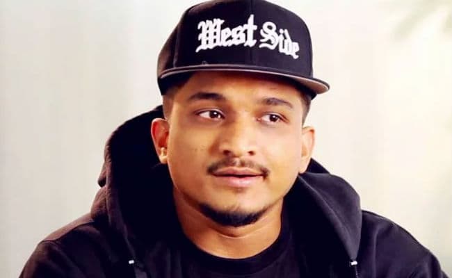 टाइम्स स्क्वायर के बिलबोर्ड पर प्रदर्शित होने वाले पहले भारतीय रैपर बनें डिवाइन