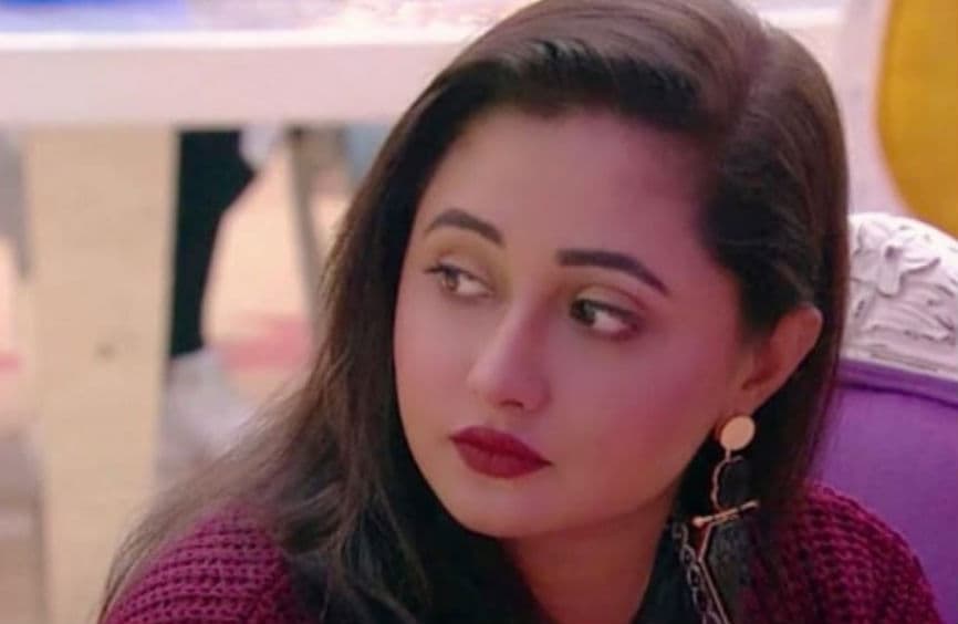 रश्मि देसाई पहुंचीं डलहौजी, खूबसूरत वादियों से शेयर की ये हसीन तसवीरें