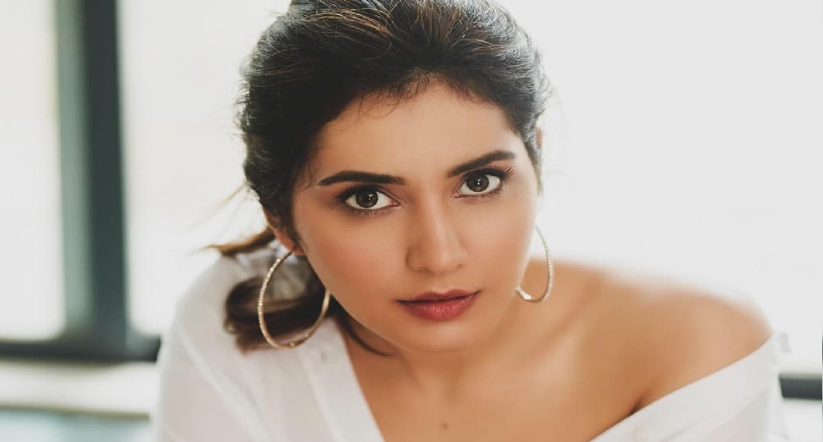 Exclusive: रणबीर कपूर के साथ काम करने की है ख्वाहिश- राशि खन्ना