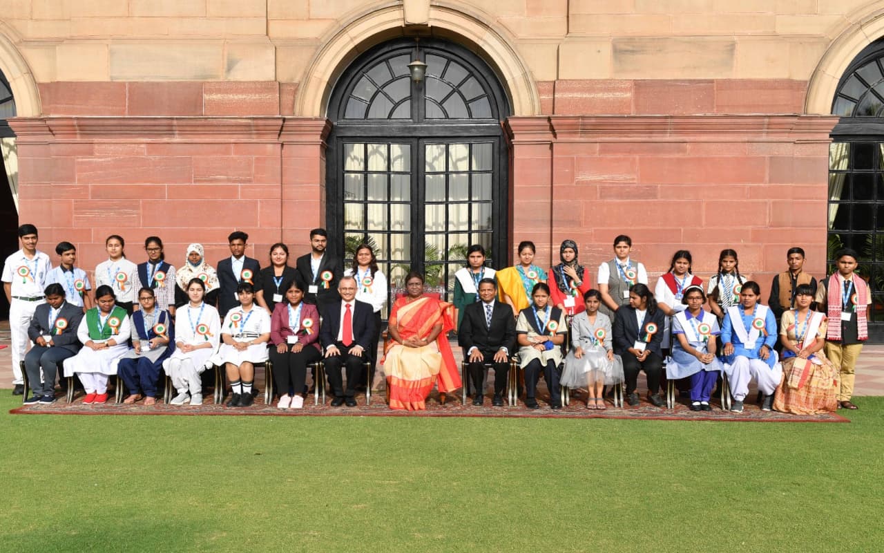 टाटा स्टील ने निबंध प्रतियोगिता के 14वें और 15वें संस्करण के 48 राष्ट्रीय विजेताओं को किया सम्मानित