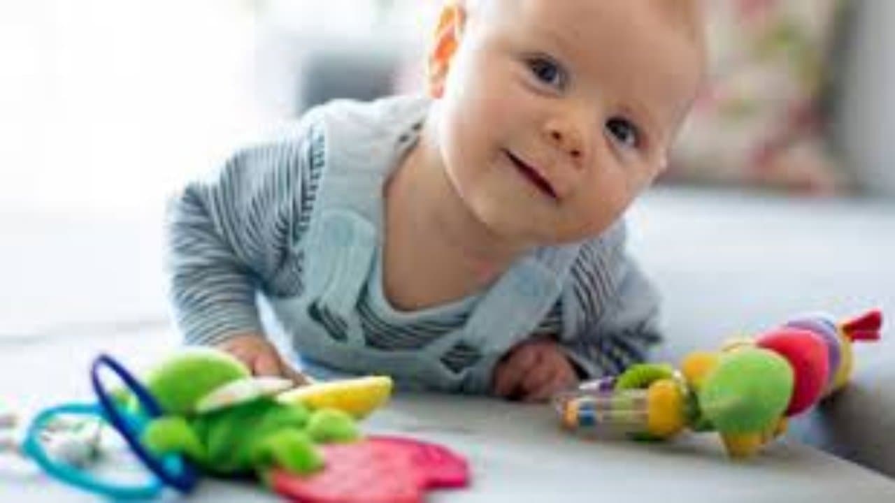 दुनिया भर में बजेगा भारत का 'झुनझुना', मल्टीनेशनल कंपनियां खरीद रहीं खिलौना