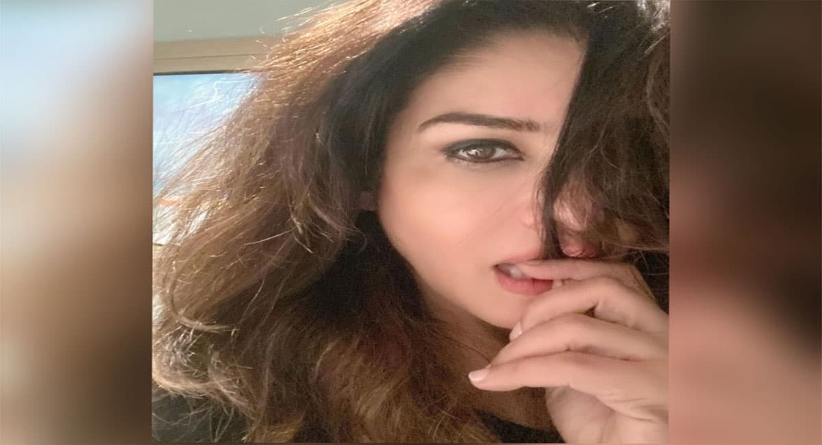 बर्थ डे गर्ल Raveena Tandon का फिटनेस मंत्र है बड़ा सिंपल, आज के दौर के एक्ट्रेस को भी देती हैं टक्कर