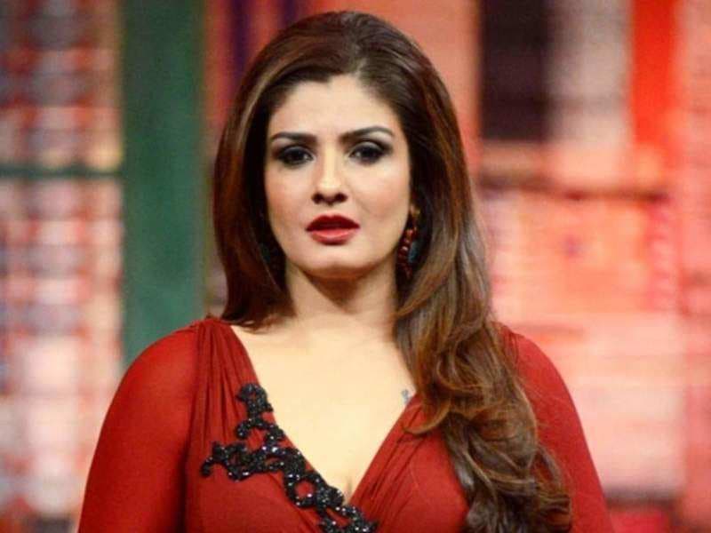 प्रिंस चार्ल्‍स के 'नमस्‍ते' वाले वीडियो पर रवीना टंडन का रिएक्‍शन, अमेरिकी चैनल को दे दी ये सलाह