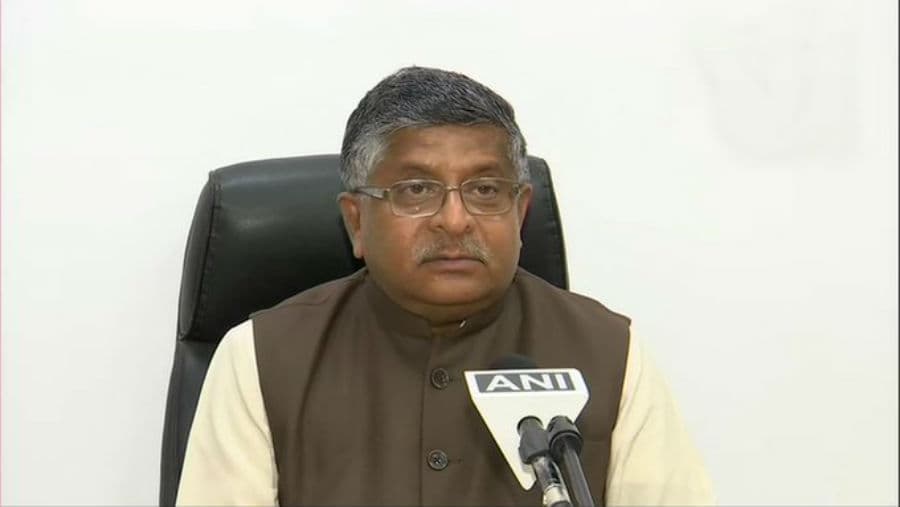 महबूबा मुफ्ती ने तिरंगे का अपमान किया, लेकिन धर्मनिरपेक्ष लॉबी चुप क्यों : रविशंकर प्रसाद