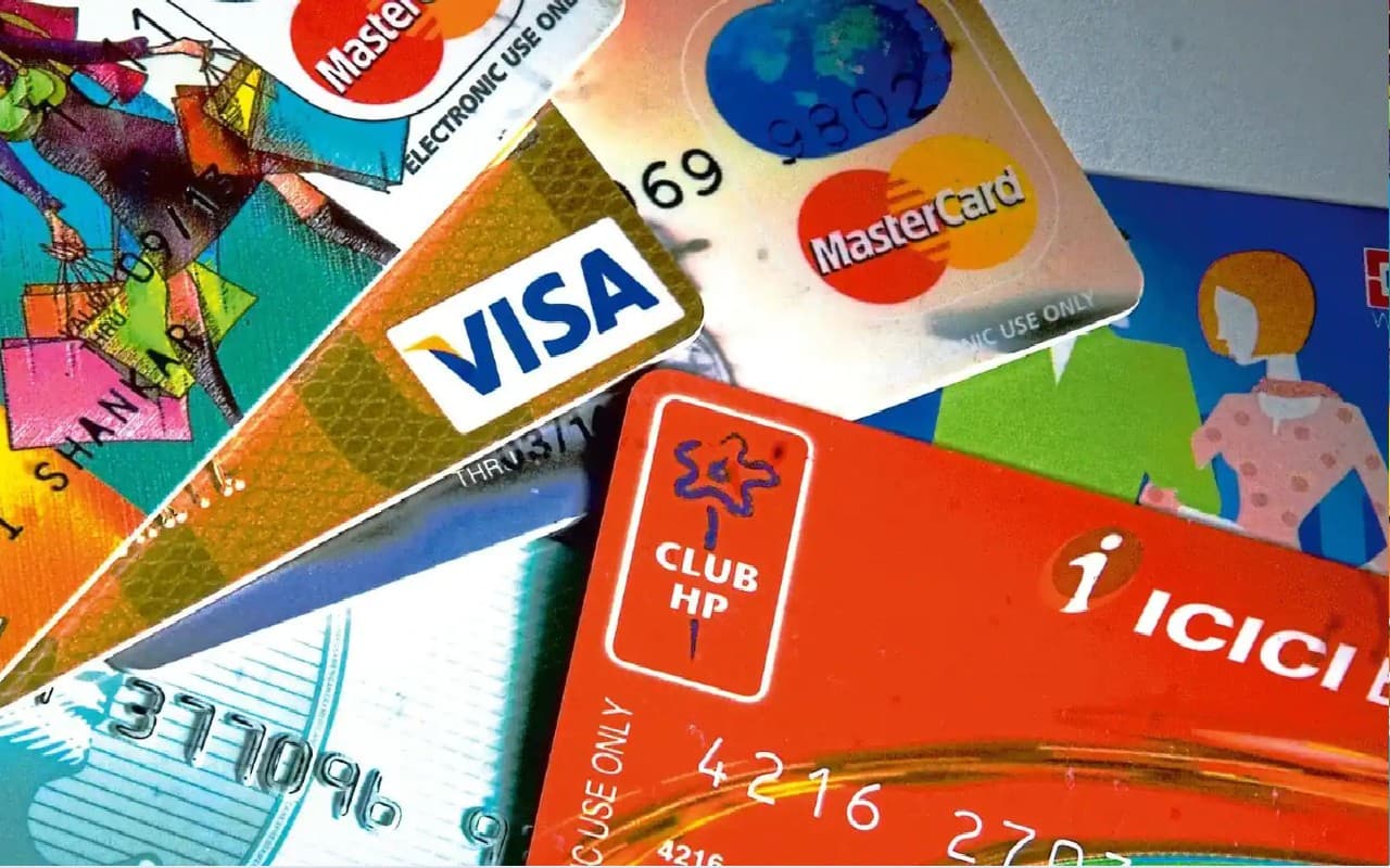 डेबिट, क्रेडिट कार्ड और UPI पर कैसे लगना चाहिए शुल्क?, RBI ने मांगी आम लोगों से राय, जारी किया चर्चा पत्र