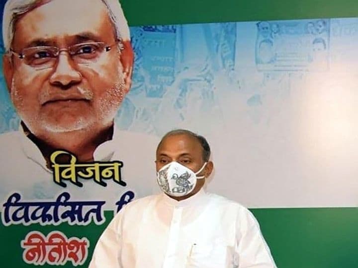 Bihar Politics: हमारी अपनी ताकत, हम किसी के पास दरख्वास्त लेकर नहीं गए, RJD के ऑफर पर JDU अध्यक्ष आरसीपी सिंह का बयान