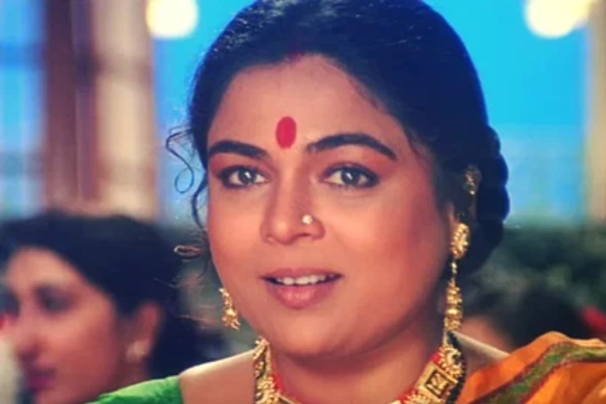 Reema Lagoo Birth Anniversary: बॉलीवुड में ‘मां’ का रोल निभाकर बटोरी लोकप्रियता, देखें बेस्ट फिल्मों की लिस्ट Reema Lagoo Birth Anniversary: बॉलीवुड में ‘मां’ का रोल निभाकर बटोरी लोकप्रियता, देखें बेस्ट फिल्मों की लिस्ट