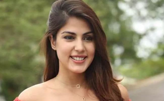 रिया चक्रवर्ती ने जमानत याचिका में खुद को बताया निर्दोष सुशांत के लिए कही ये बात...